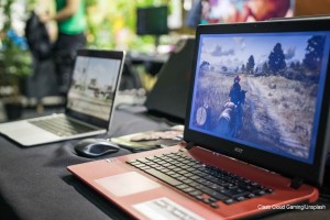 Zwei Laptops